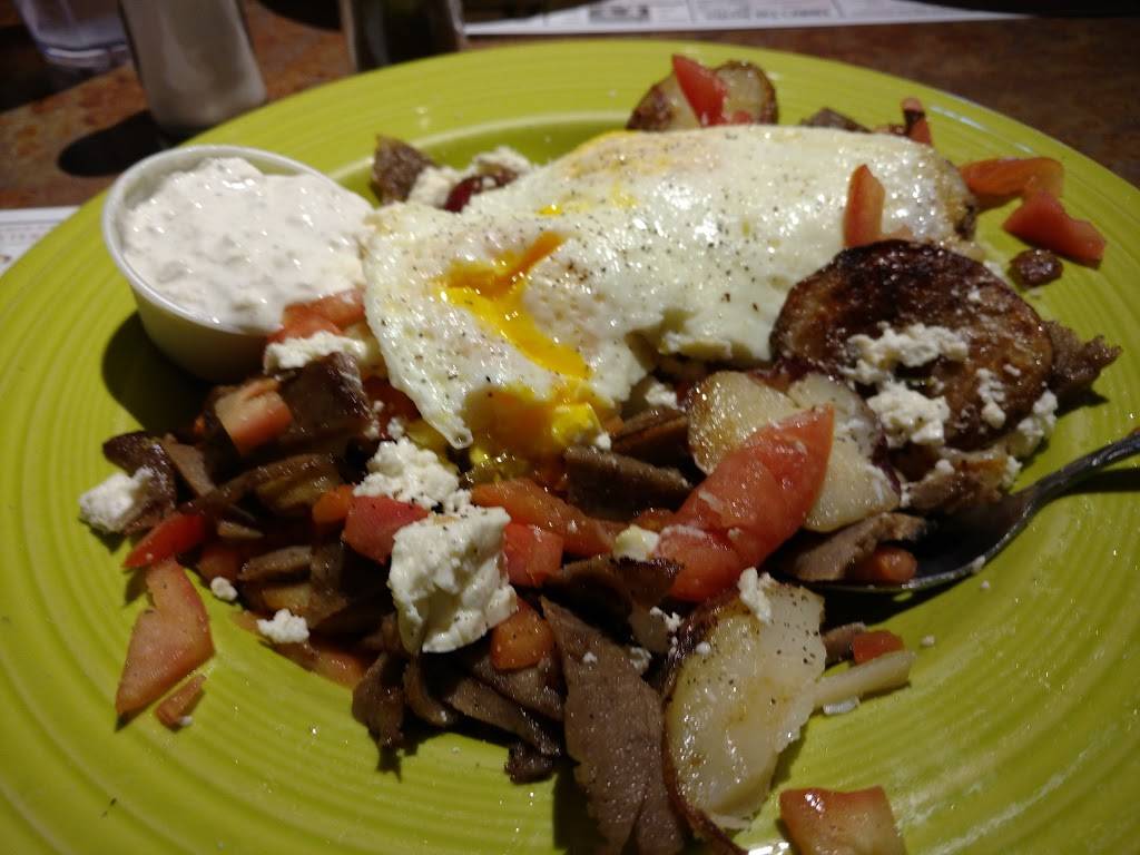 Christos Family Dining | restaurant | 1951 S Heaton St, Knox, IN 46534, USA | 5747727006 OR +1 574-772-7006