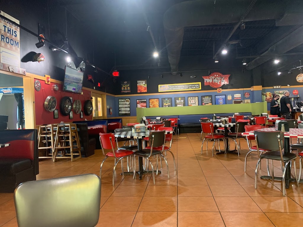 Fuddruckers | restaurant | 7059 Dodge St, Omaha, NE 68132, USA | 4029345745 OR +1 402-934-5745