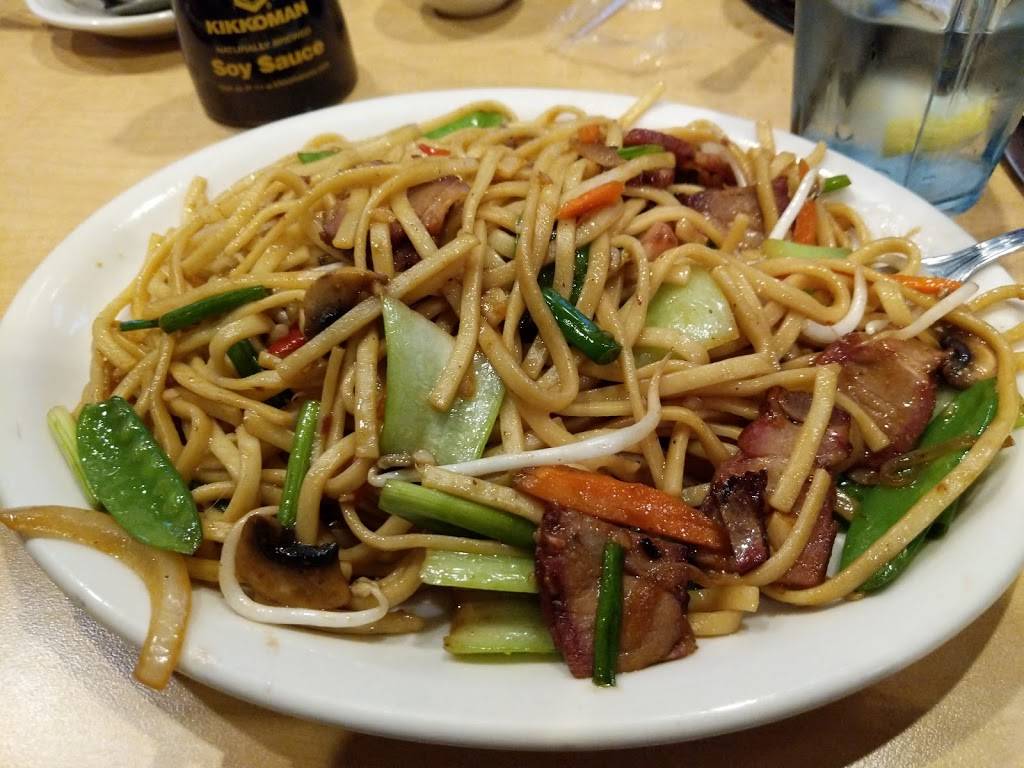 Leongs Asian Diner | restaurant | 1540 W Republic Rd, Springfield, MO 65807, USA | 4178877500 OR +1 417-887-7500