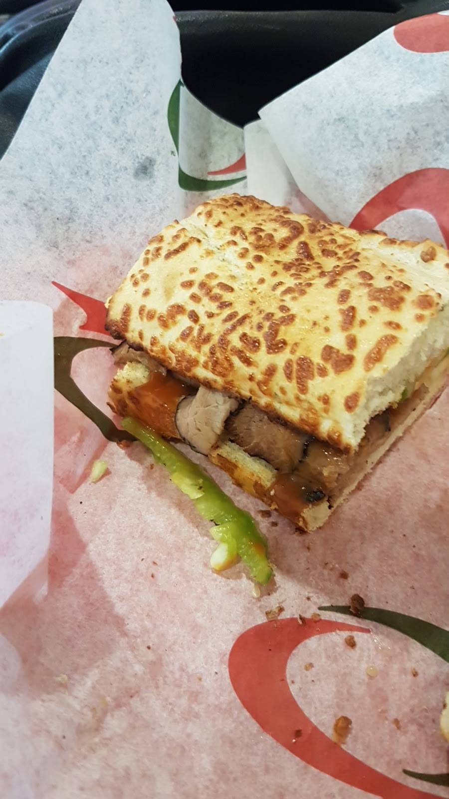 Quiznos | restaurant | 1100 Golf Links Rd Unit 3, Ancaster, ON L9K 1J8, Canada | 9053047821 OR +1 905-304-7821