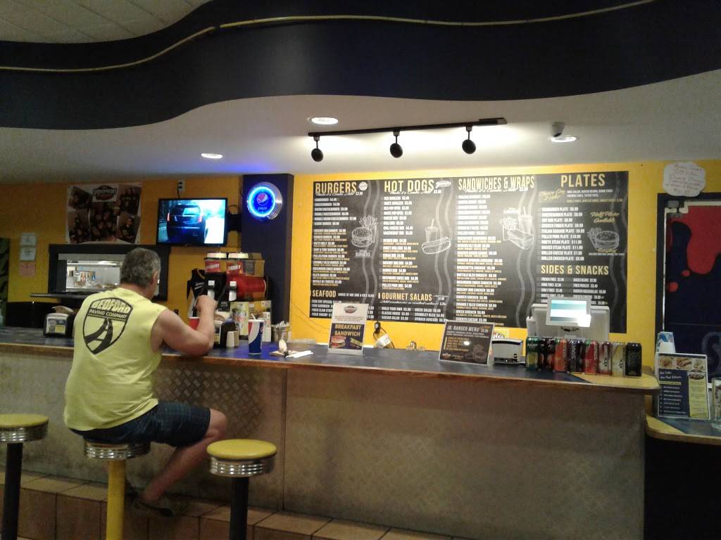 Spencerport Hots | restaurant | 500 S Union St, Spencerport, NY 14559, USA | 5853494687 OR +1 585-349-4687