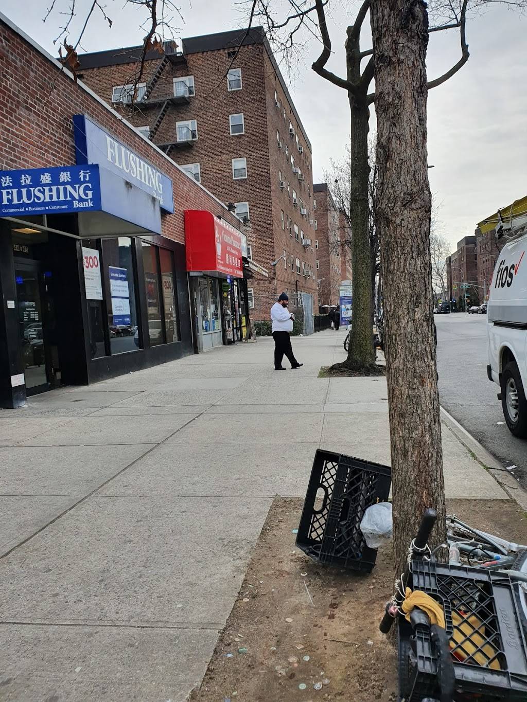 Dunkin | bakery | 4405 Kissena Blvd, Queens, NY 11355, USA | 7188880530 OR +1 718-888-0530