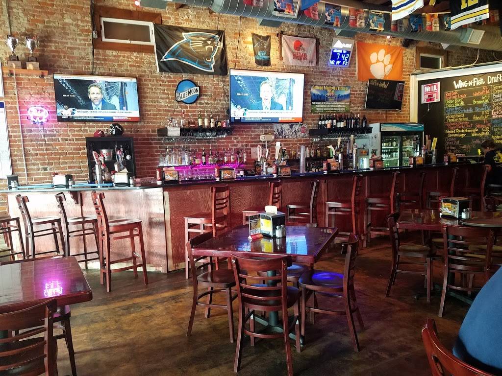 Wing & Fish Company | restaurant | 4764 Main St, Shallotte, NC 28470, USA | 9107549858 OR +1 910-754-9858