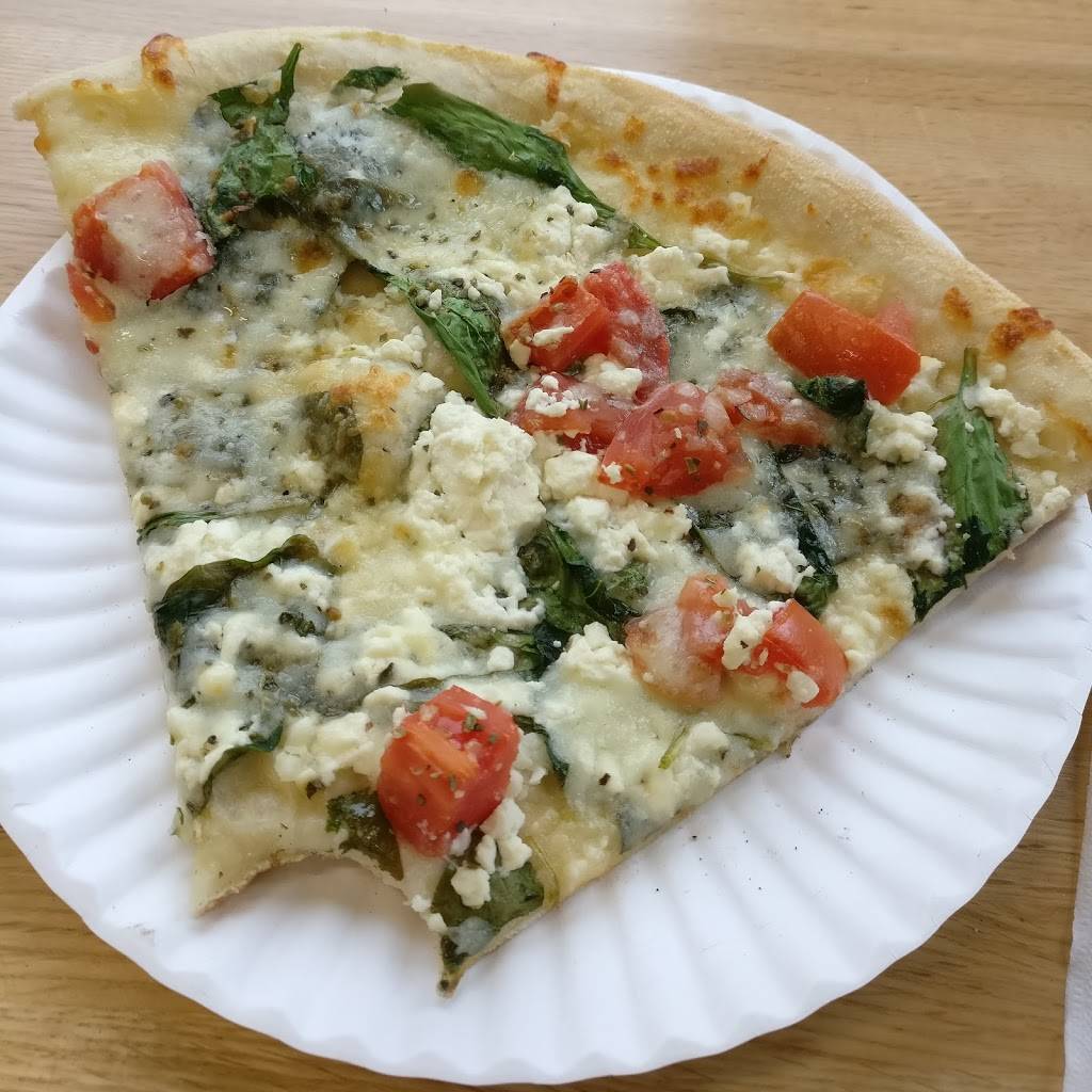 Luigis Italian Kitchen | restaurant | 242 Massachusetts Ave, Arlington, MA 02474, USA | 7817771719 OR +1 781-777-1719