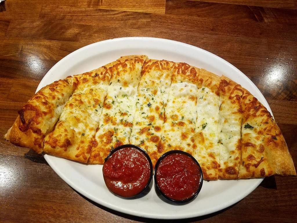 Oggis | restaurant | 9828 Mission Gorge Rd, Santee, CA 92071, USA | 6194496441 OR +1 619-449-6441