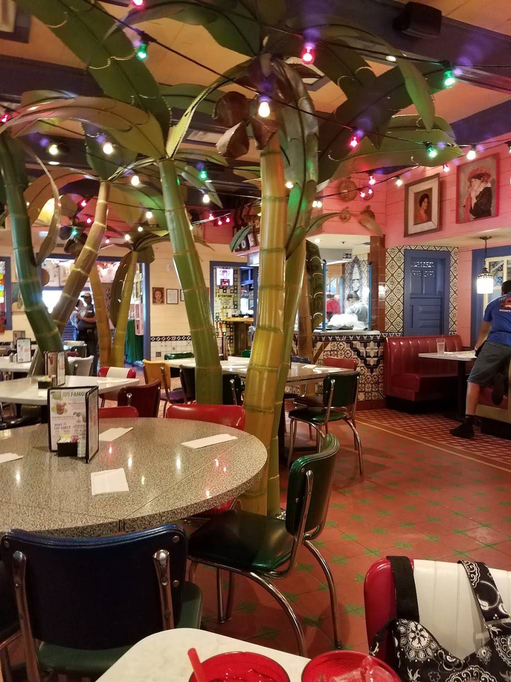 Chuys | restaurant | 5935 S Broadway Ave, Tyler, TX 75703, USA | 9035092489 OR +1 903-509-2489
