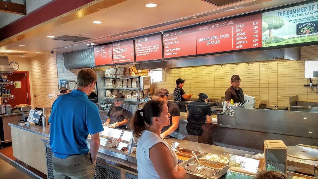 Chipotle Mexican Grill | restaurant | 43660 Yukon Dr, Ashburn, VA 20147, USA | 7037299530 OR +1 703-729-9530