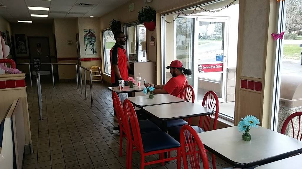 KFC | restaurant | 5700 Broadway, Merrillville, IN 46410, USA | 2198872646 OR +1 219-887-2646