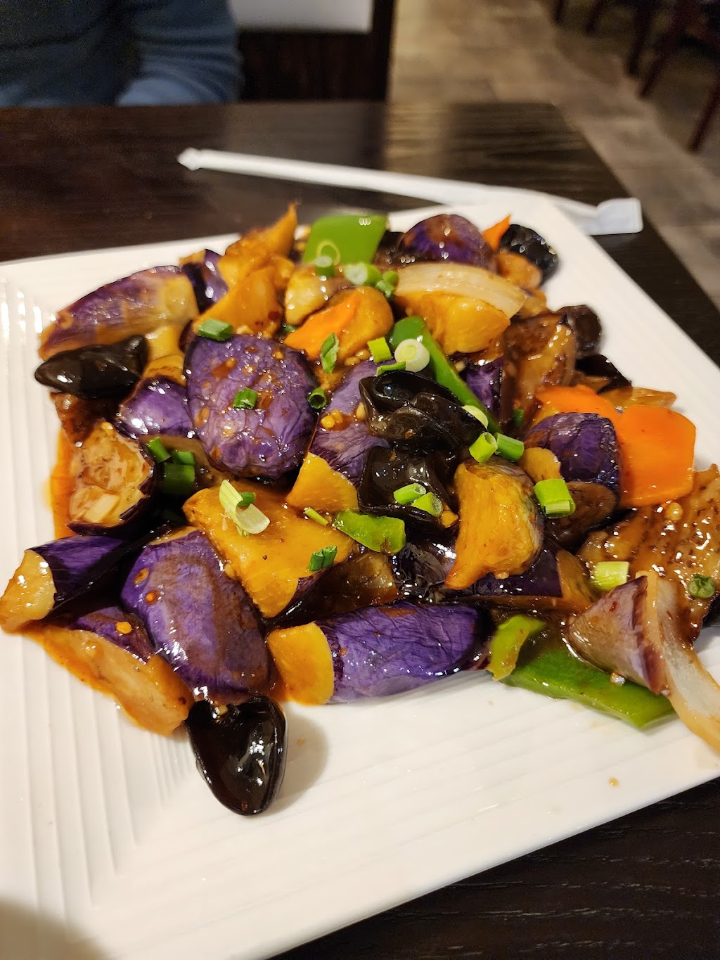 Mr Huis | restaurant | 11525 Cantrell Rd #401, Little Rock, AR 72212, USA | 5014786666 OR +1 501-478-6666