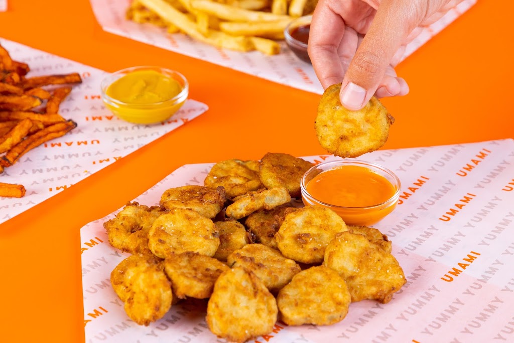 Umami Burger - Airport Blvd. | restaurant | 9801 Airport Blvd B, Los Angeles, CA 90045, USA | 4242770161 OR +1 424-277-0161