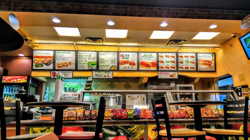 Subway Restaurants | restaurant | 24270 Lyons Ave, Santa Clarita, CA 91321, USA | 6612534999 OR +1 661-253-4999