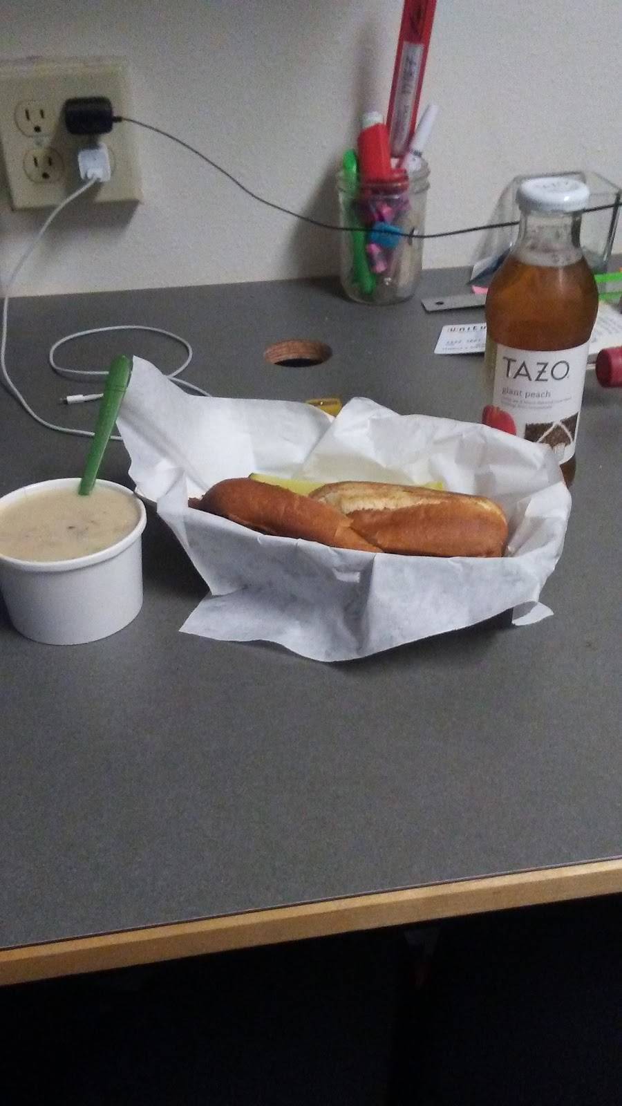 Dux Bistro | restaurant | 1455 E 15 St, Eugene, OR 97403, USA | 5413464277 OR +1 541-346-4277