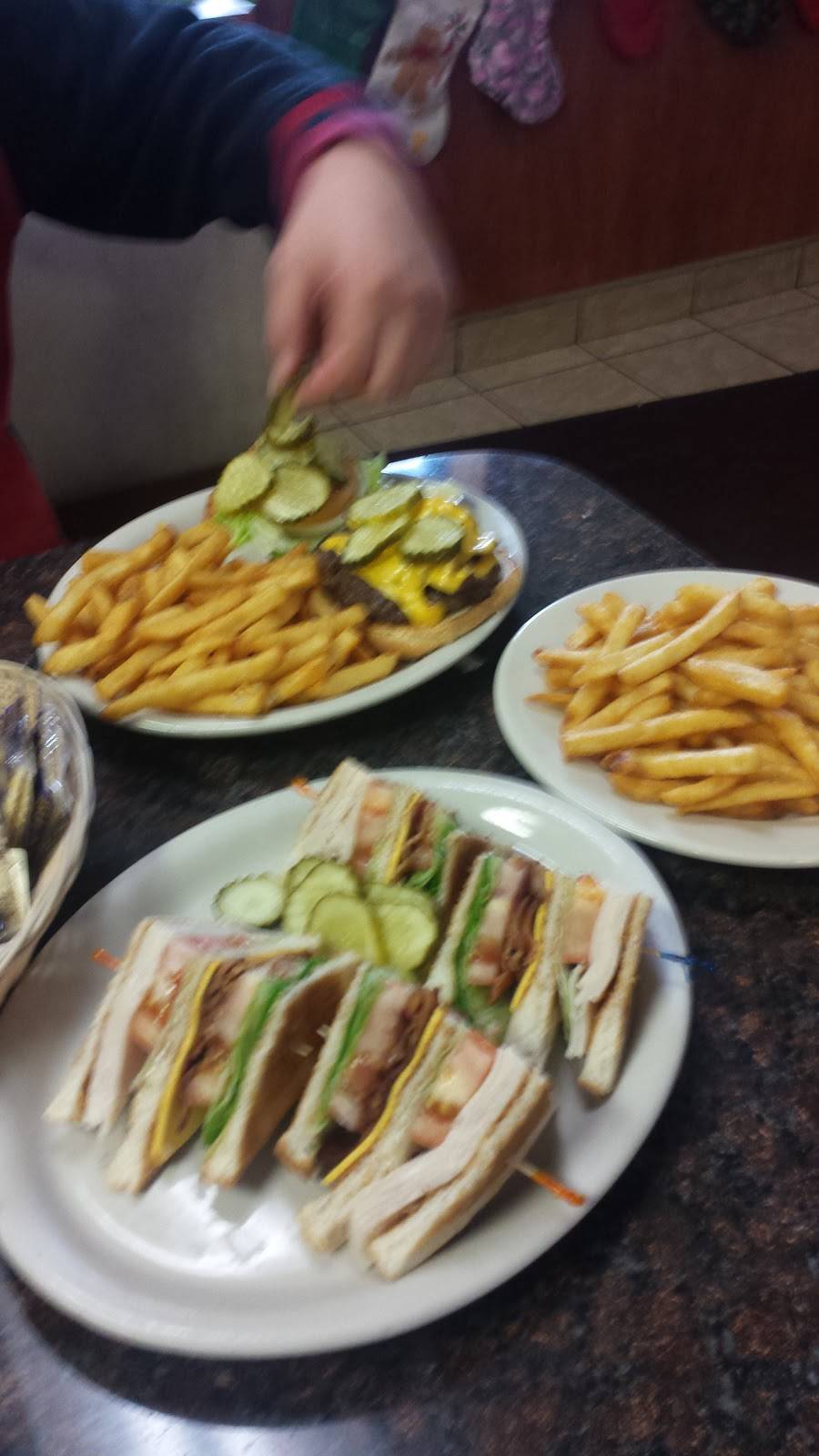 Farmers Cafe | restaurant | Ash Township, MI 48117, USA | 7346542434 OR +1 734-654-2434