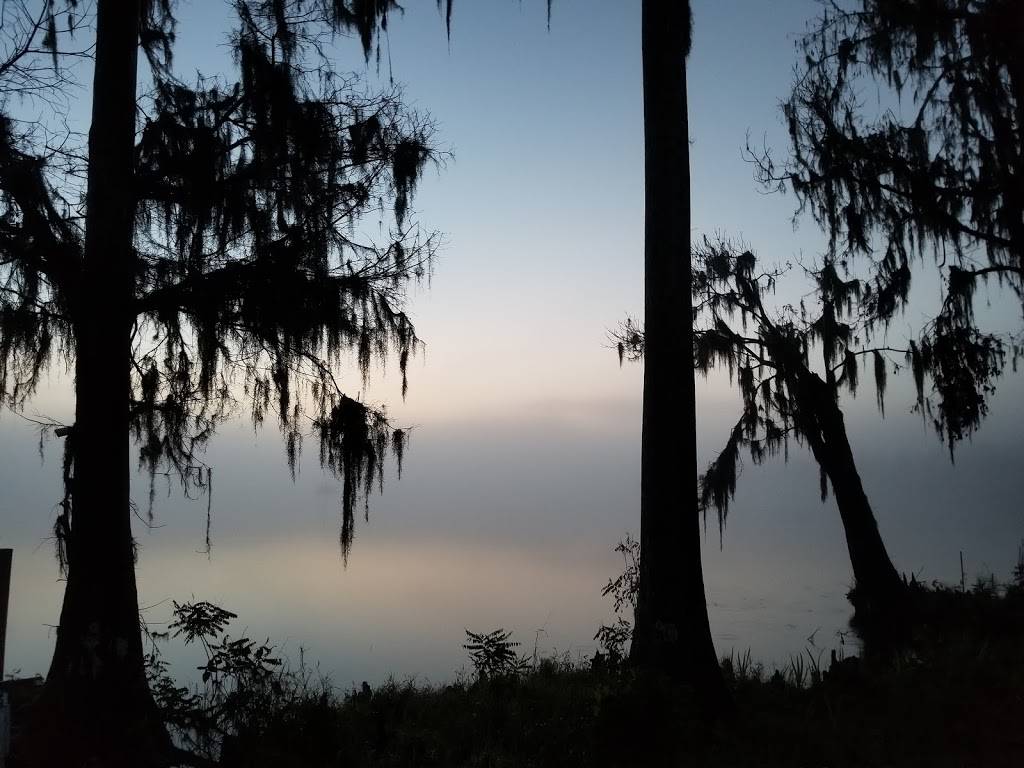 Cafe at the cove | restaurant | 121 Crystal Cove Dr, Palatka, FL 32177, USA | 3869830607 OR +1 386-983-0607