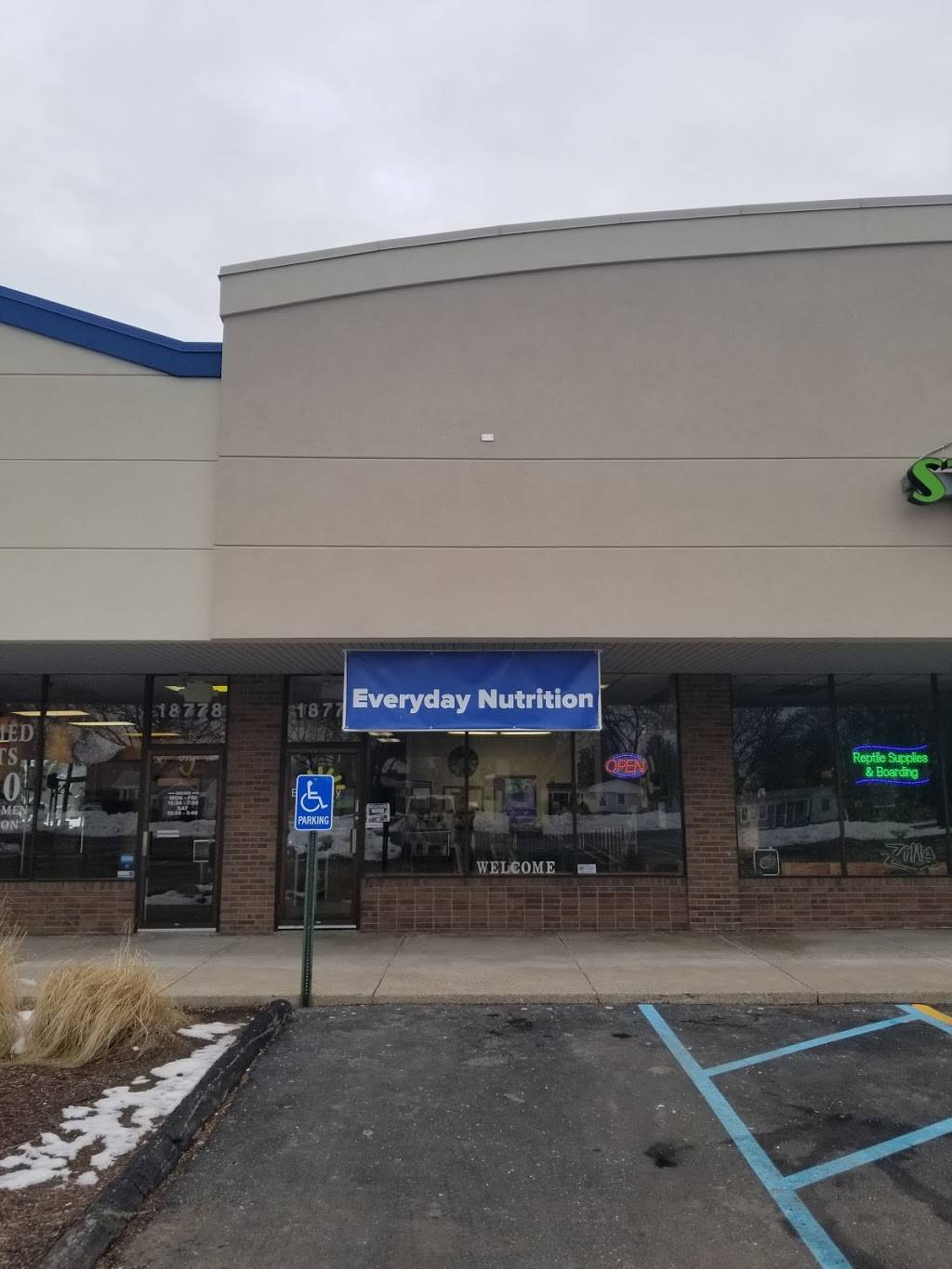 Everyday Nutrition | restaurant | 18776 Middlebelt Rd, Livonia, MI 48152, USA | 2485362938 OR +1 248-536-2938