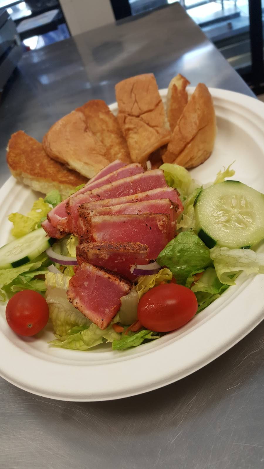 Amore Seafood | restaurant | 17099 Walden Rd #110, Montgomery, TX 77356, USA | 9365821053 OR +1 936-582-1053