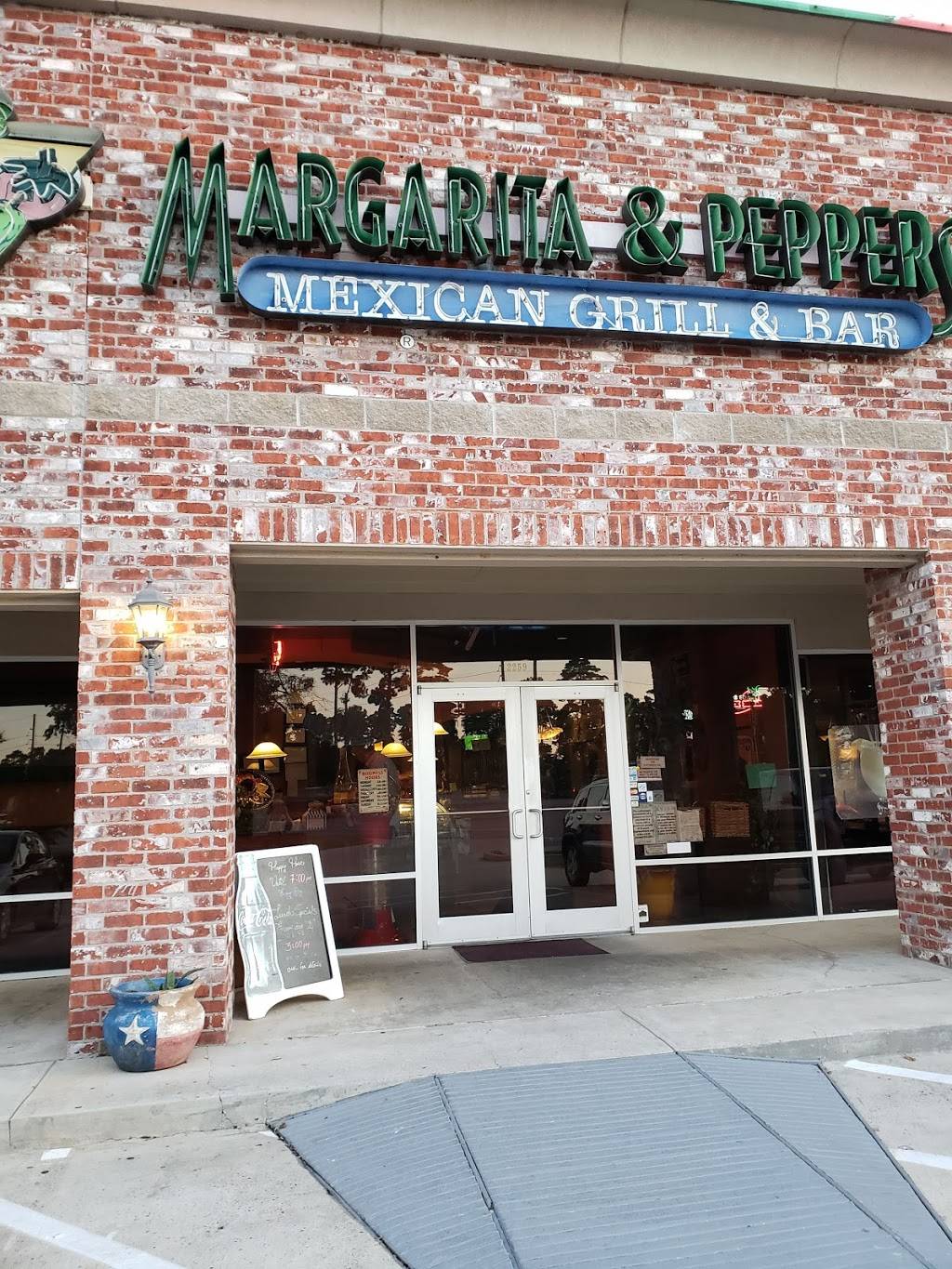 Margarita & Peppers Mexican Grill & Bar | restaurant | 2259 N Loop 336 W, Conroe, TX 77304, USA | 9367881408 OR +1 936-788-1408