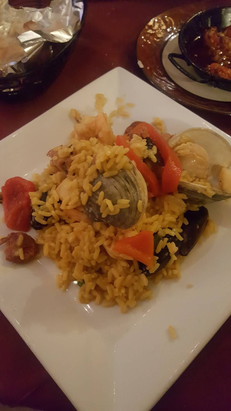 El Mariachi Tapas | restaurant | 271 Lark St, Albany, NY 12210, USA | 5184652568 OR +1 518-465-2568