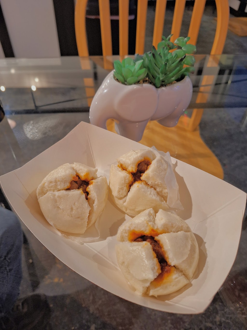 Angry Dumplings Tea | restaurant | 1119 Sevier Ave, Knoxville, TN 37920, USA | 7608994121 OR +1 760-899-4121