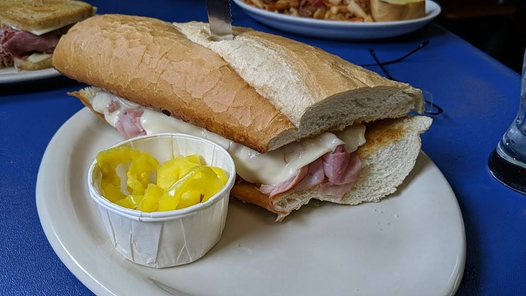 Old Tavern Inn | restaurant | 61088 Indian Lake Rd, Niles, MI 49120, USA | 2696839510 OR +1 269-683-9510