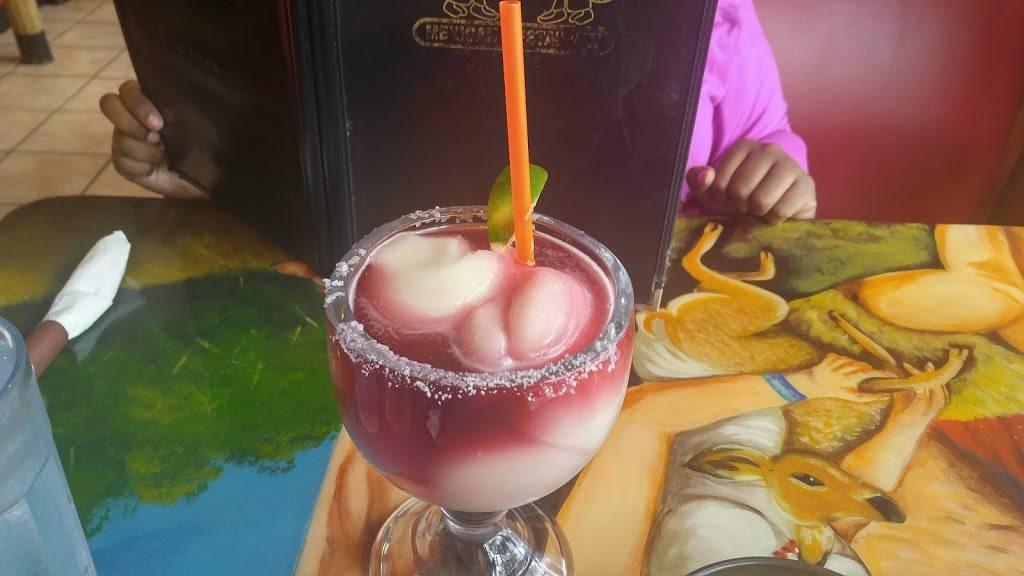 Los Toltecos | restaurant | 4111 Duke St, Alexandria, VA 22304, USA | 7033978245 OR +1 703-397-8245