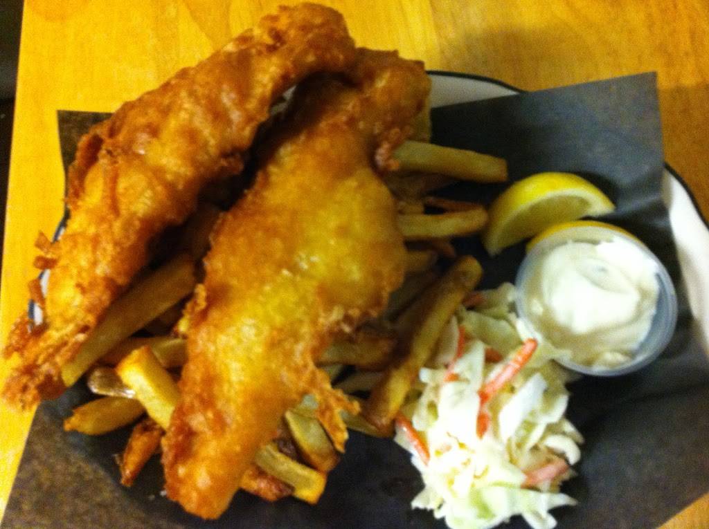 Maple Leaf Tavern | restaurant | 5831 Ferry St, Niagara Falls, ON L2G 1S8, Canada | 9053586764 OR +1 905-358-6764