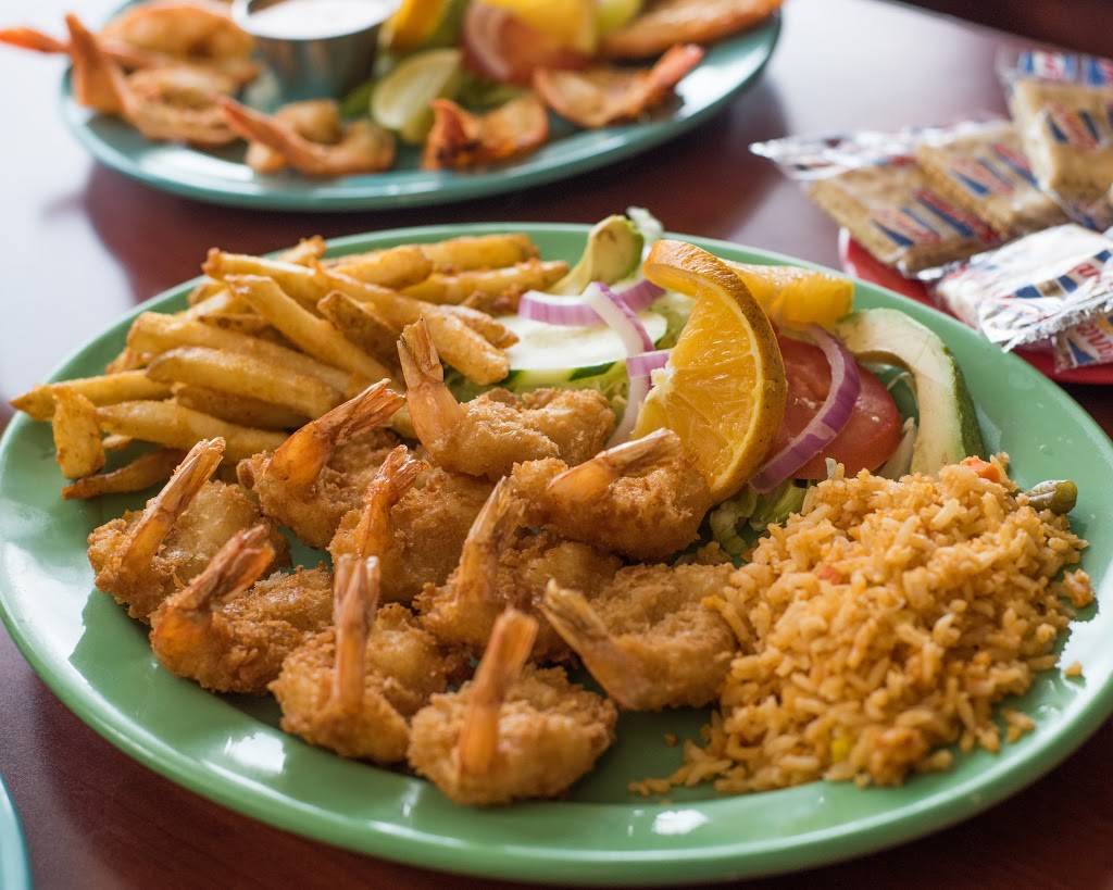 Fiesta del Mar Restaurant | restaurant | 190 Barrington Rd, Streamwood, IL 60107, USA | 6308237584 OR +1 630-823-7584