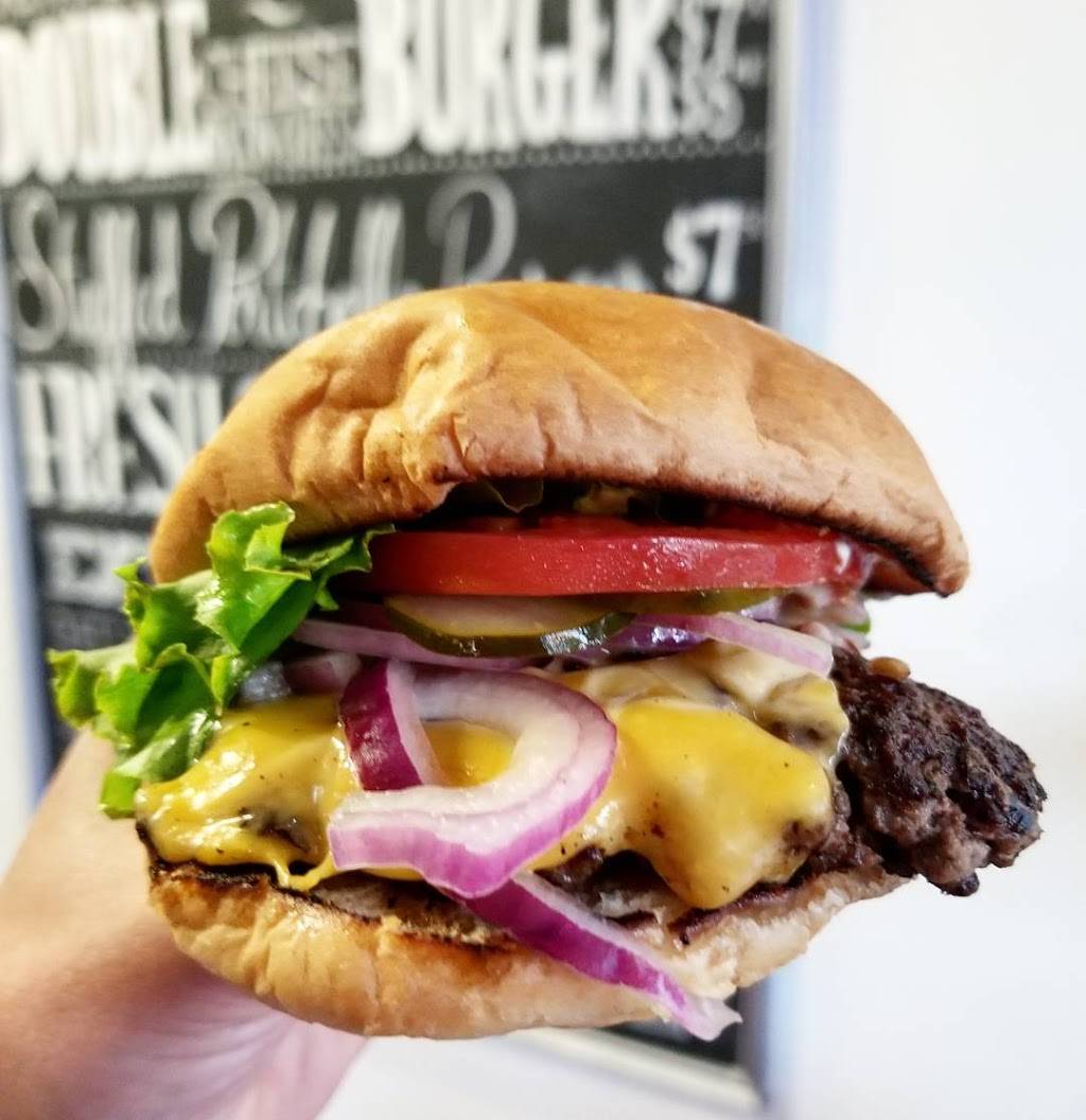 Delirious Burger Co. | restaurant | 1008 King St W, Hamilton, ON L8S 1L3, Canada | 9053931022 OR +1 905-393-1022