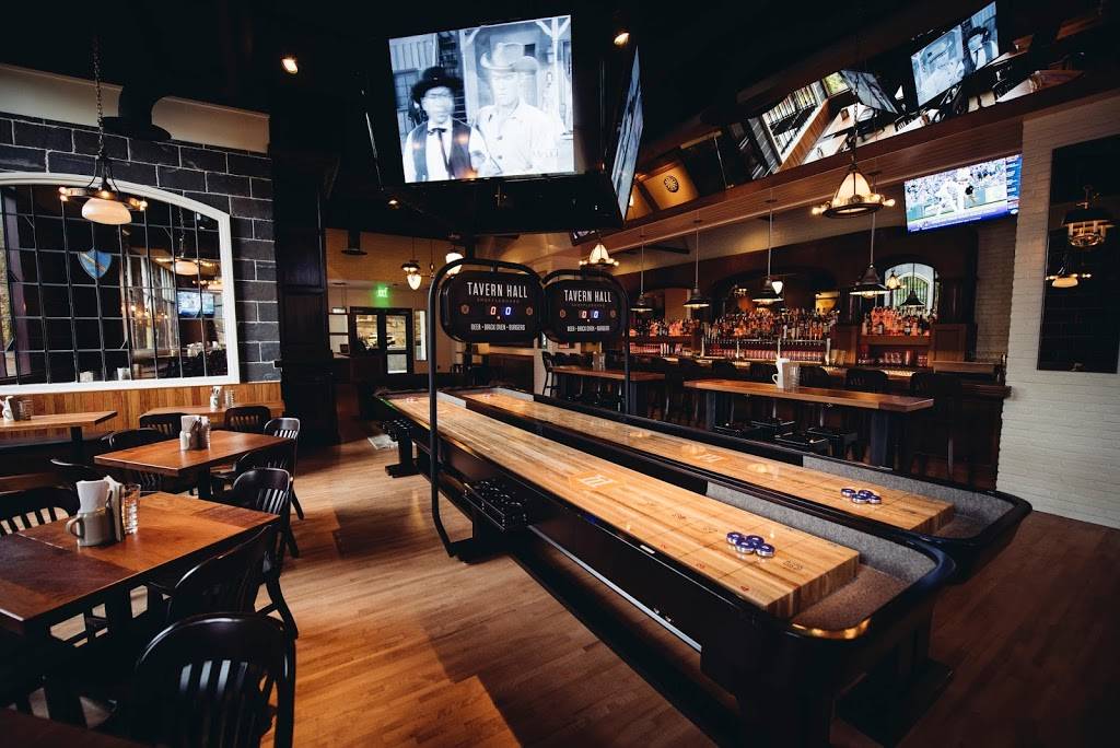 Tavern Hall | restaurant | 505 Bellevue Square, Bellevue, WA 98004, USA | 4254547500 OR +1 425-454-7500