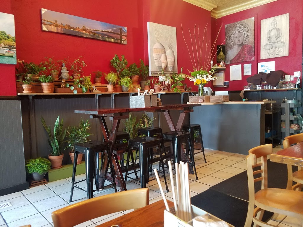 Pad Thai Noodle | restaurant | 4770 Liberty Ave, Pittsburgh, PA 15224, USA | 4129300977 OR +1 412-930-0977