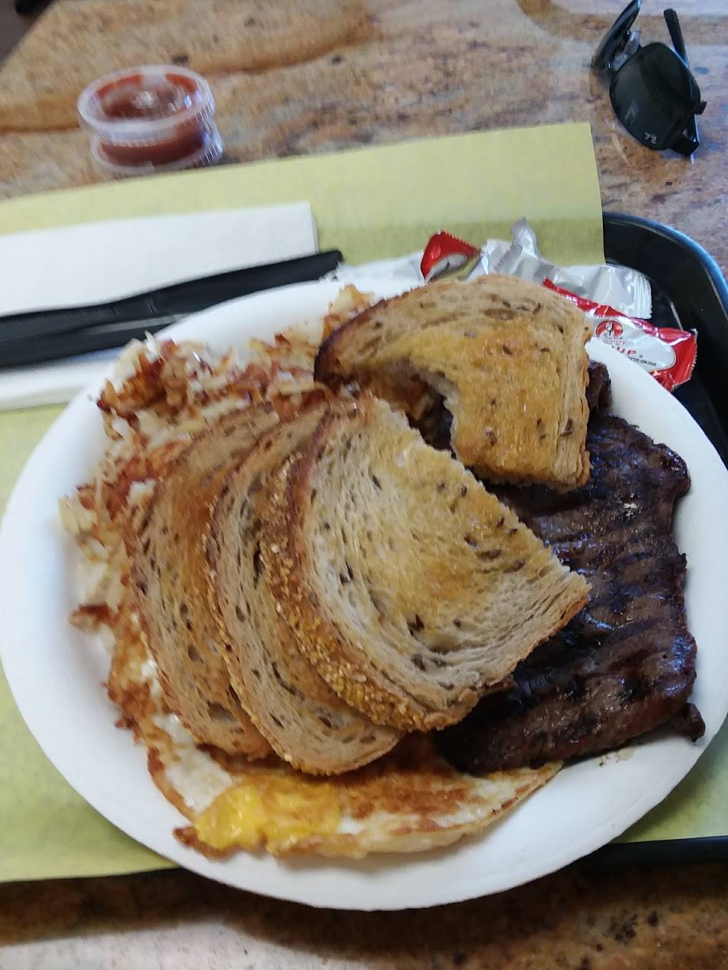 Michaels Burger | restaurant | 7225 Topanga Canyon Blvd, Canoga Park, CA 91303, USA | 8187048893 OR +1 818-704-8893