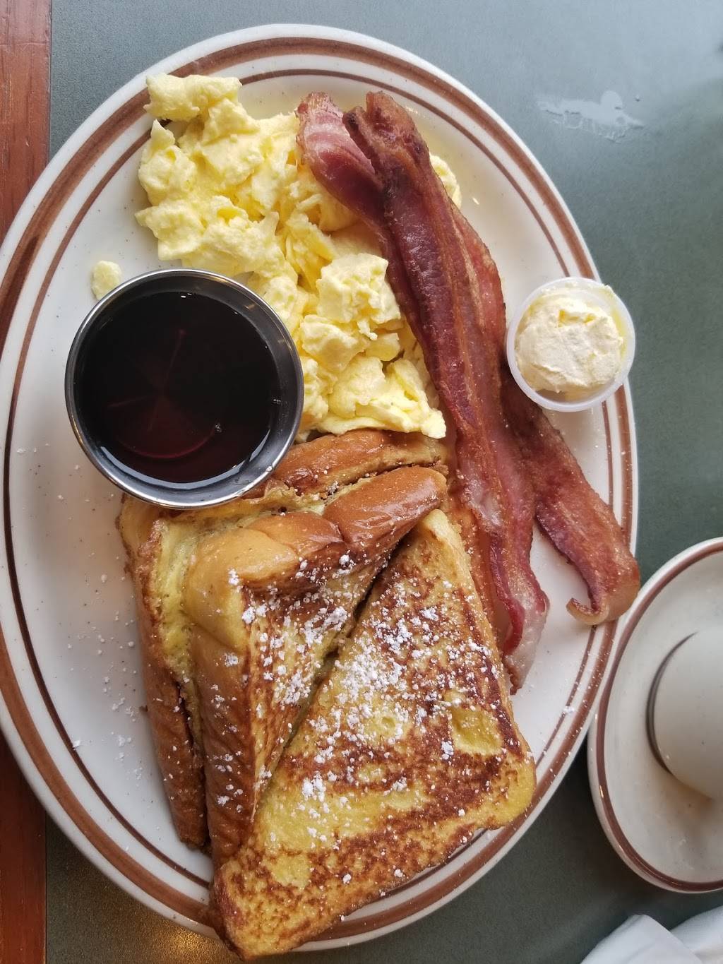 Pauls Restaurant | restaurant | 1800 Broadway St, Vancouver, WA 98663, USA | 3606943552 OR +1 360-694-3552