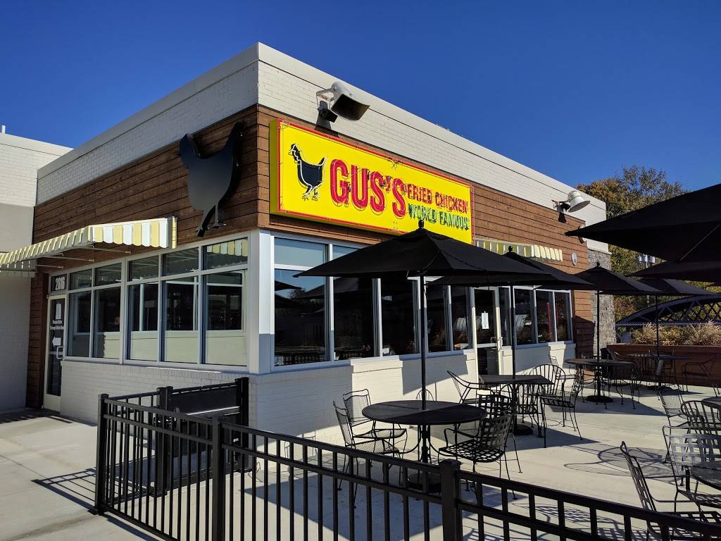 Guss World Famous Fried Chicken | restaurant | 2816 W 47th St, Kansas City, KS 66103, USA | 9132327091 OR +1 913-232-7091