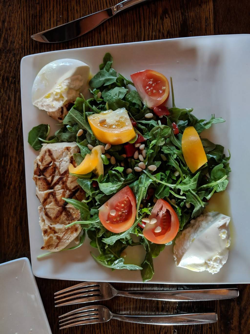 Market Place Kitchen & Bar | restaurant | 32 Church Hill Rd, Newtown, CT 06470, USA | 2034912993 OR +1 203-491-2993