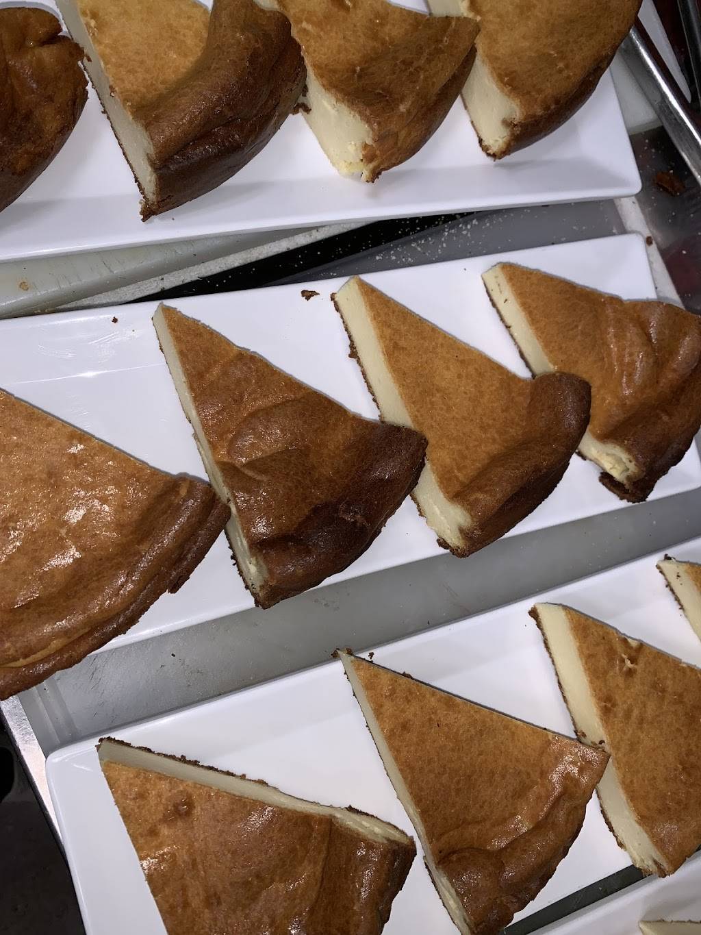 Latinos latino food | restaurant | 324 E Calder Way, State College, PA 16801, USA | 8149547548 OR +1 814-954-7548