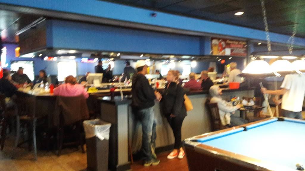 Titans Sports Saloon | restaurant | 1267 Geneva Ave N, Oakdale, MN 55128, USA | 6514448488 OR +1 651-444-8488