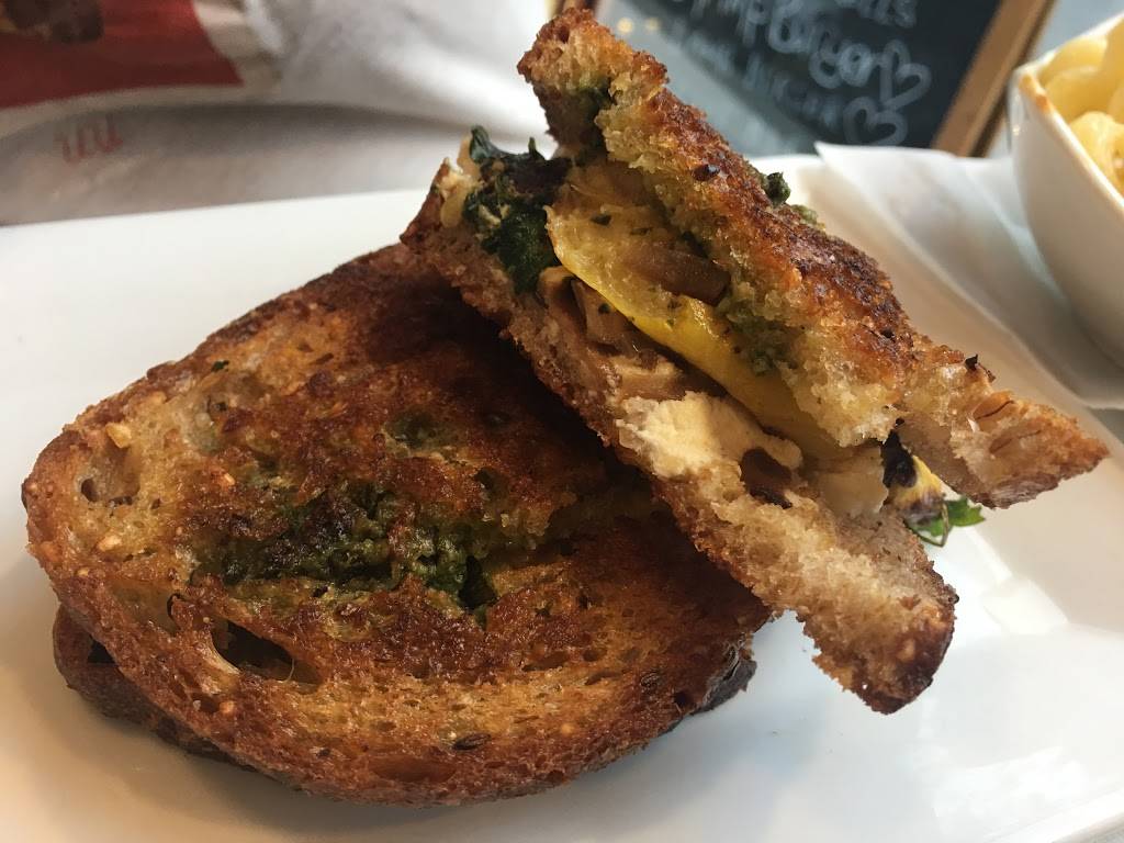 Shindig | restaurant | 1 Tinker St, Woodstock, NY 12498, USA | 8456847091 OR +1 845-684-7091