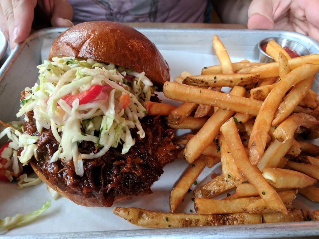 TEN - Handcrafted American Fare and Spirits | restaurant | 2501 E Camelback Rd #40, Phoenix, AZ 85016, USA | 6023742611 OR +1 602-374-2611