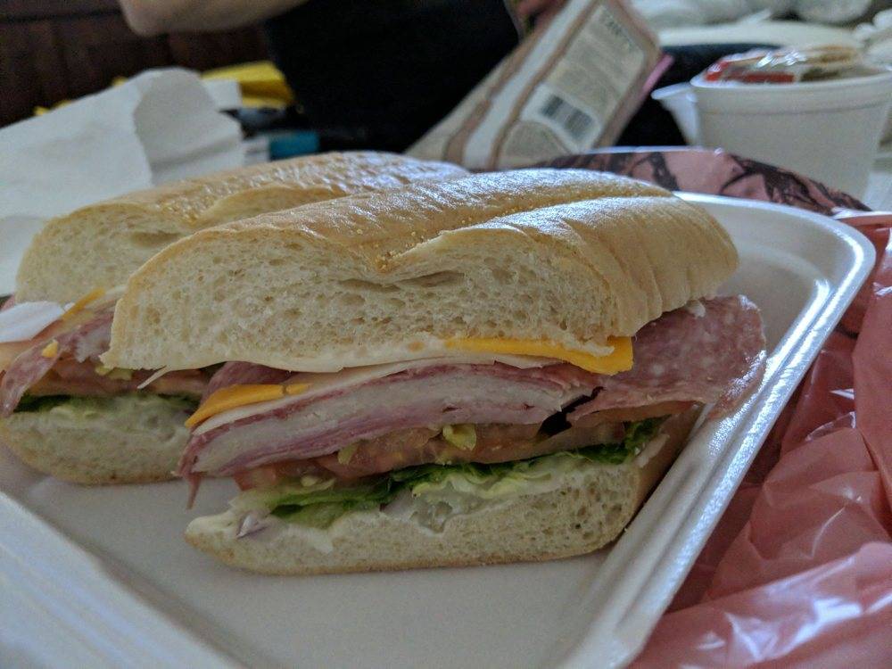 Oscars Deli & Grill | restaurant | 17602 17th St, Tustin, CA 92780, USA | 7148383378 OR +1 714-838-3378