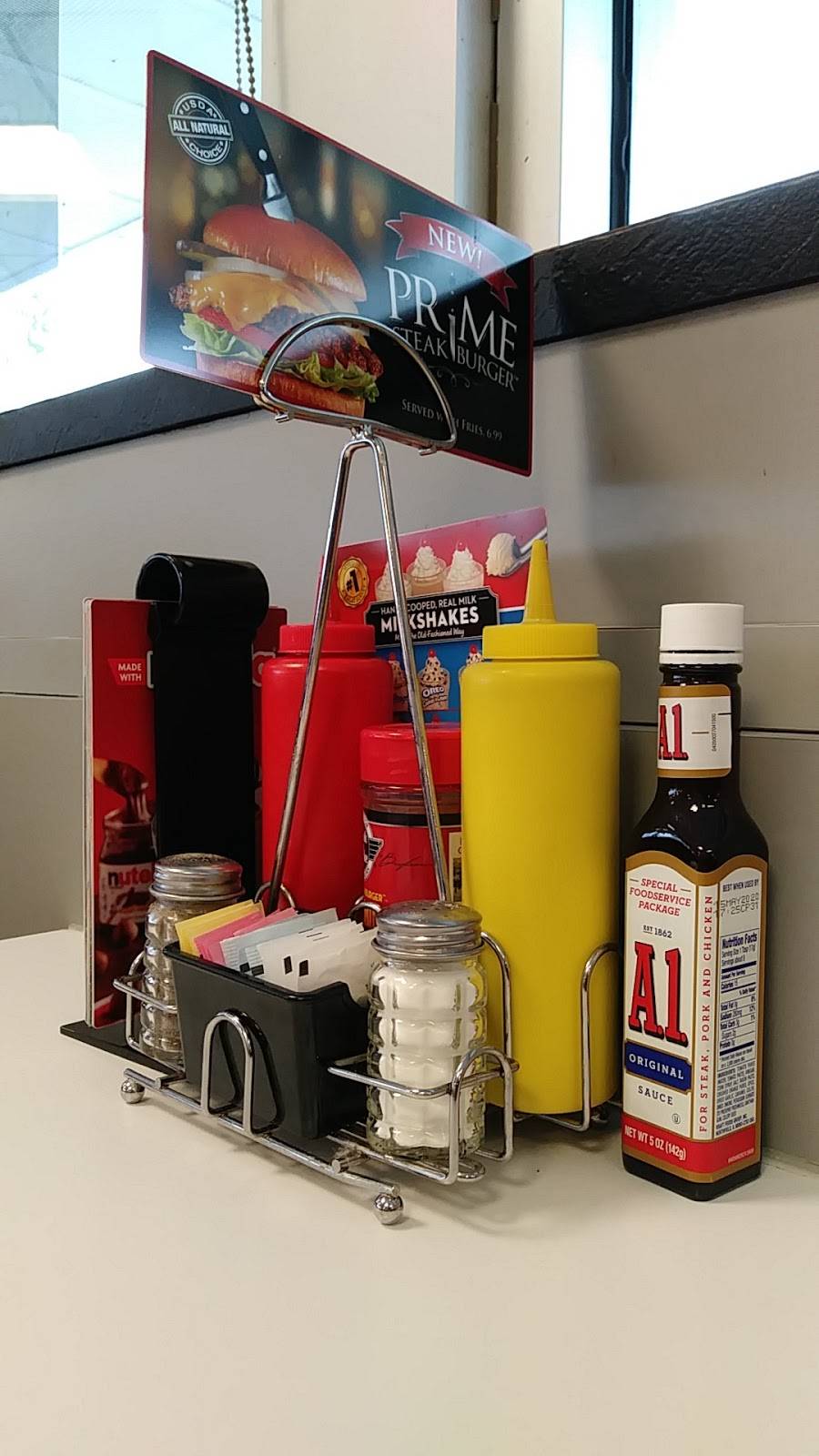 Steak n Shake | restaurant | 5827 E 71st St, Indianapolis, IN 46220, USA | 3178493577 OR +1 317-849-3577