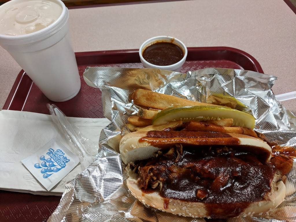 Lil Porgys Barbeque | restaurant | 1917 W Springfield Ave, Champaign, IL 61821, USA | 2173986811 OR +1 217-398-6811