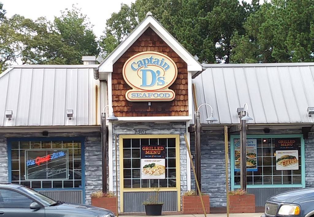 Captain Ds | restaurant | 2307 NC-54, Durham, NC 27713, USA | 9193612110 OR +1 919-361-2110
