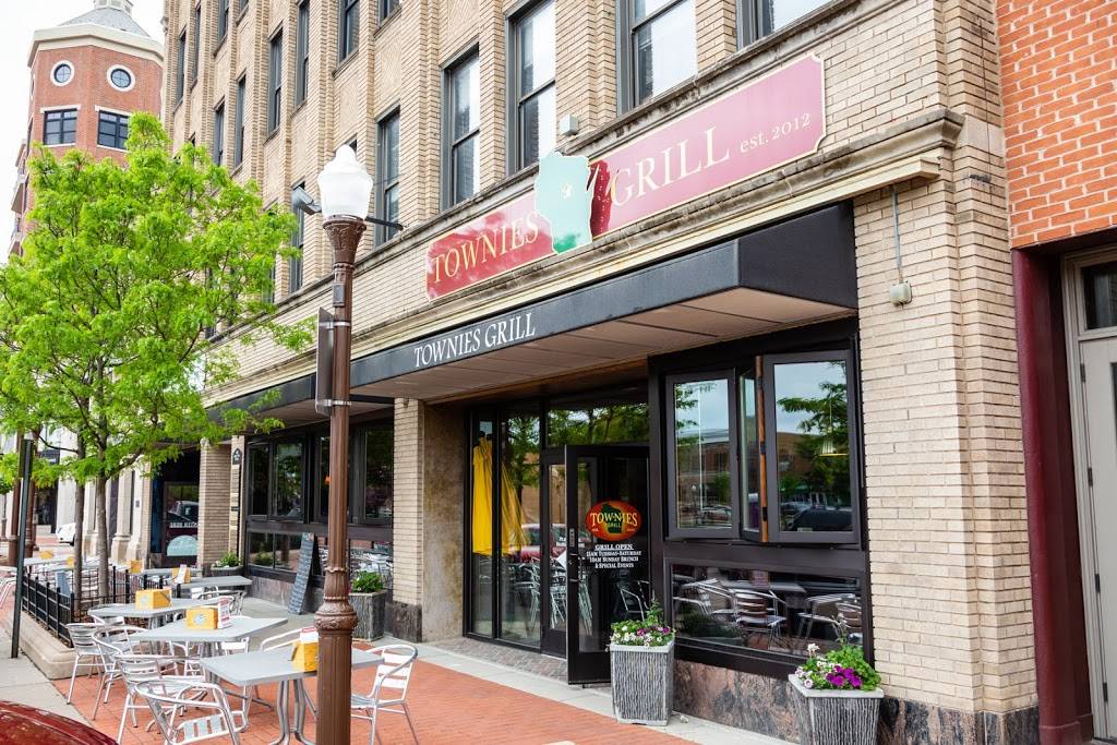 Malarkeys Pub & Townies Grill | restaurant | 408 3rd St, Wausau, WI 54403, USA | 7158193663 OR +1 715-819-3663