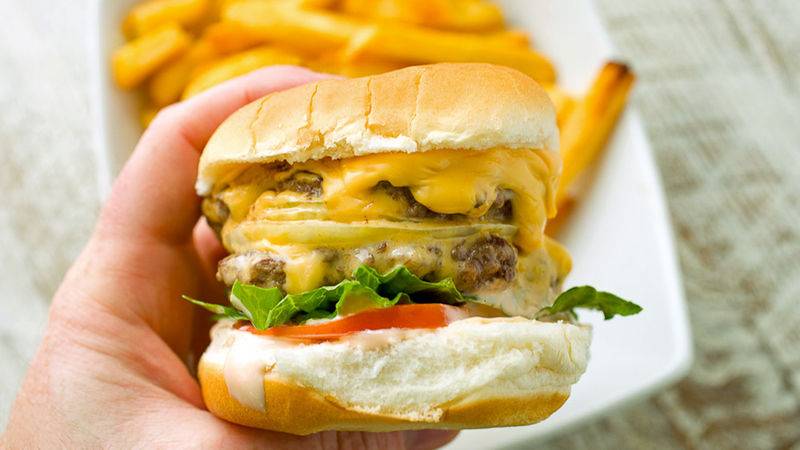 In-N-Out Burger | restaurant | 4375 Kearny Mesa Rd, San Diego, CA 92111, USA | 8007861000 OR +1 800-786-1000