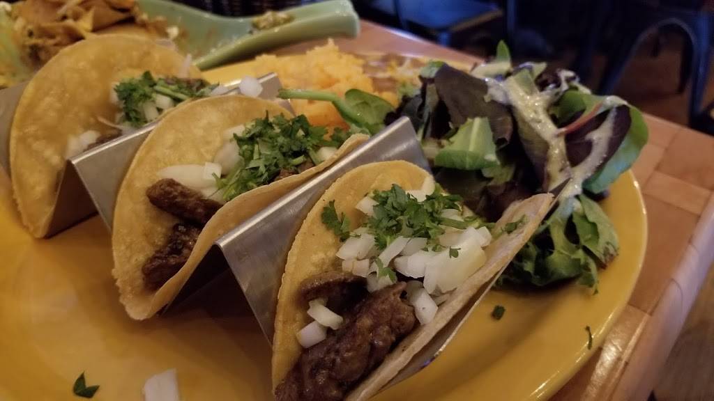 2Mesa Mexican Eatery | restaurant | 4110 W Martin Dr, Milwaukee, WI 53208, USA | 4148081594 OR +1 414-808-1594