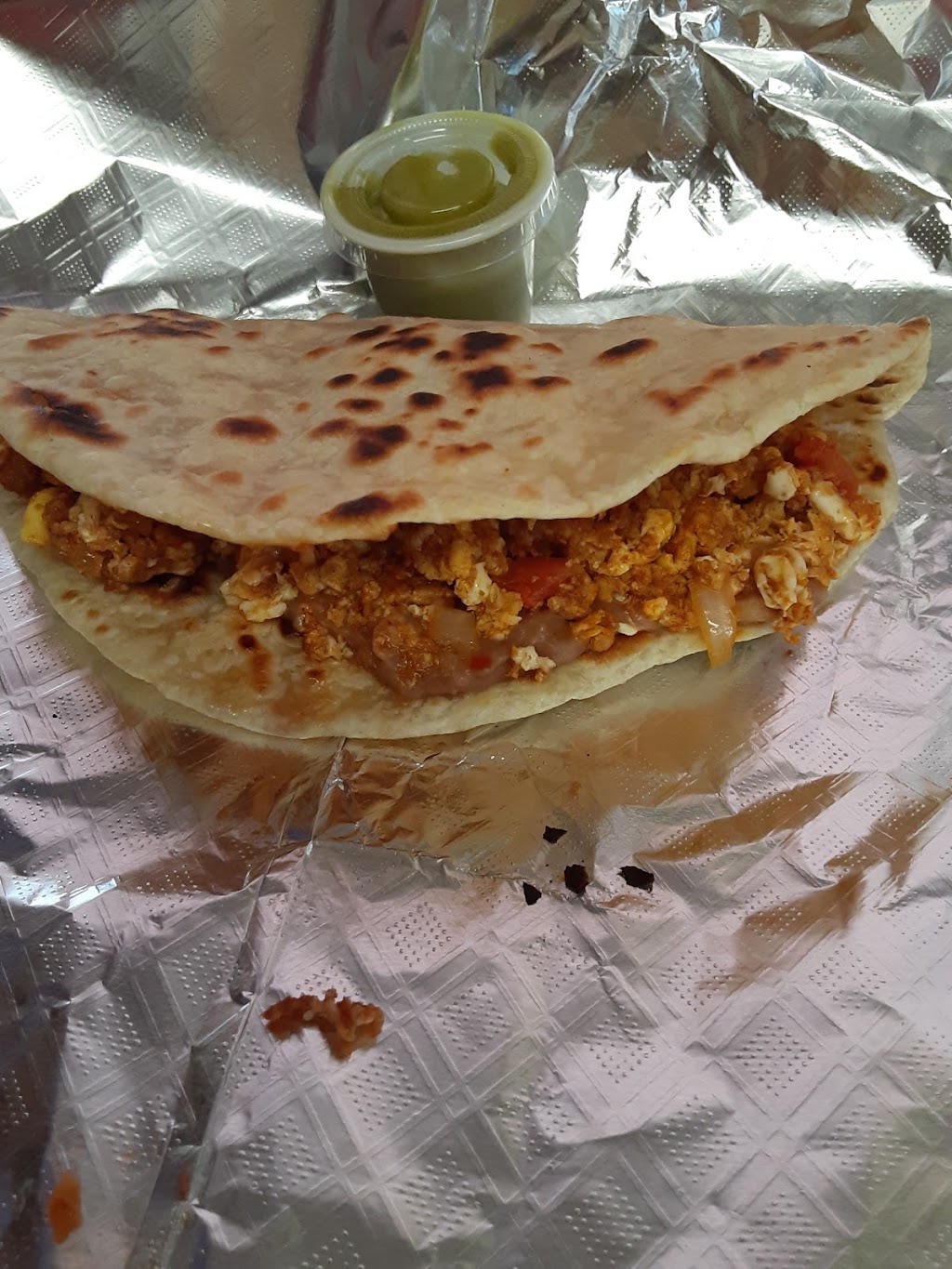 Santinis tacos & burgers | restaurant | 506 N San Antonio St, Rio Grande City, TX 78582, USA | 9563528191 OR +1 956-352-8191