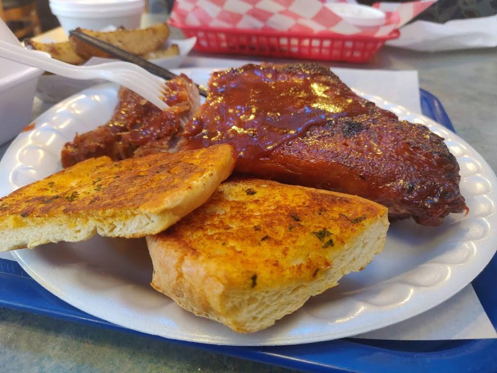 Johnny Ks Patios Gyros | restaurant | 17816 Torrence Ave, Lansing, IL 60438, USA | 7088951500 OR +1 708-895-1500