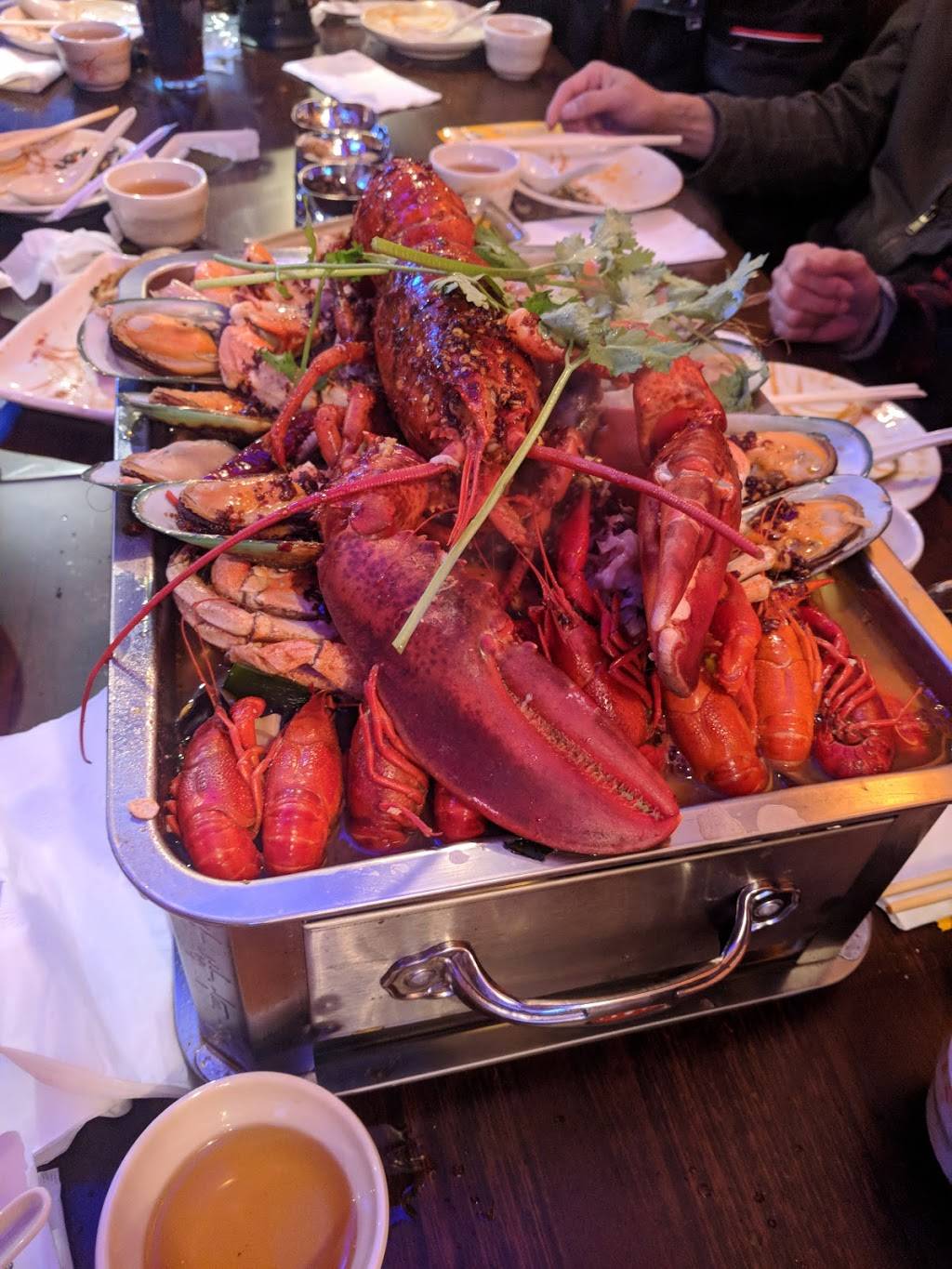 Bamboo Pavilion | restaurant | 6920 18th Ave, Brooklyn, NY 11204, USA | 7182368088 OR +1 718-236-8088