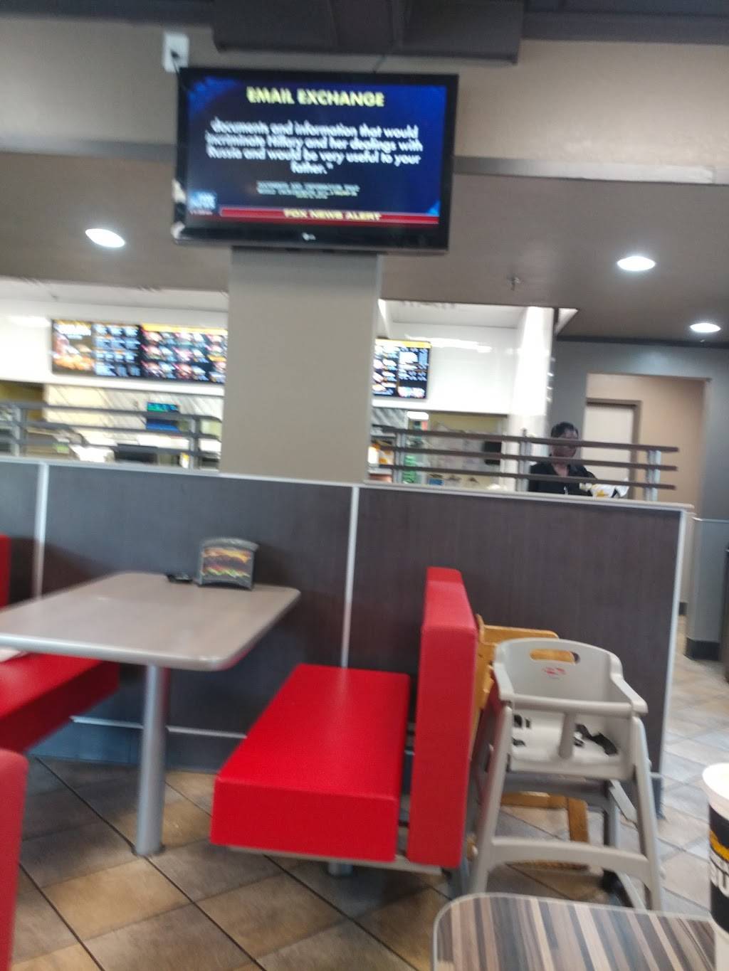 Hardees | restaurant | 216 S Main St, Bishopville, SC 29010, USA | 8034845605 OR +1 803-484-5605