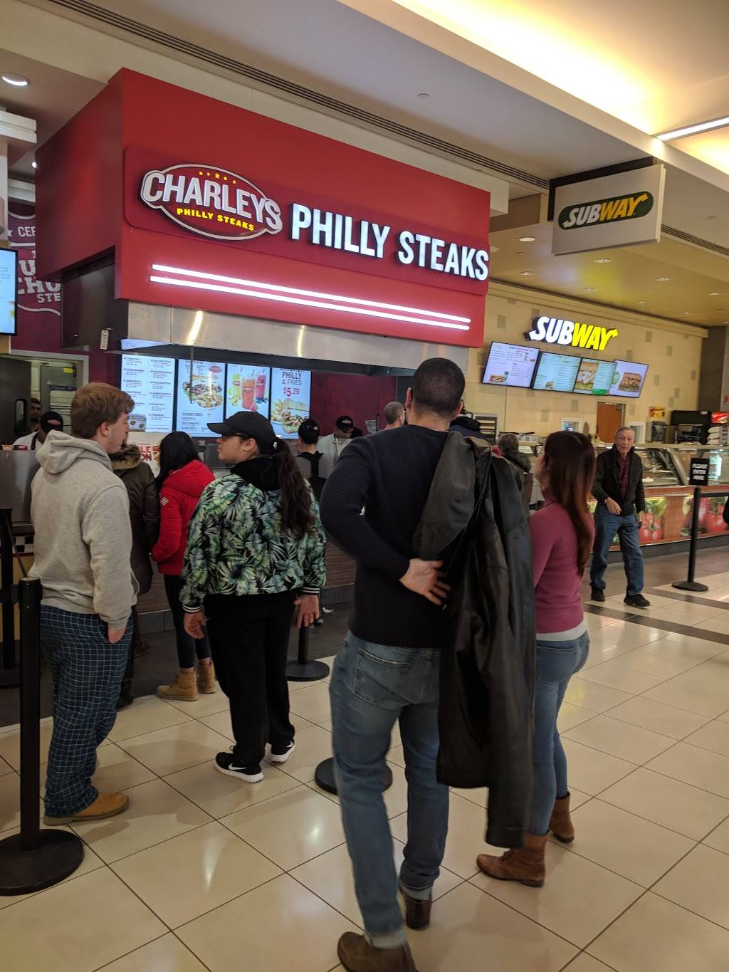 Nathans Famous | restaurant | 150 Quakerbridge Mall, Lawrence Township, NJ 08648, USA | 6097990073 OR +1 609-799-0073